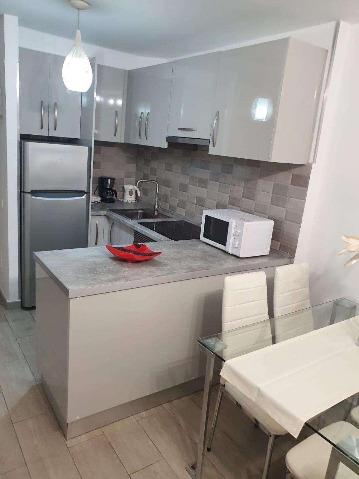 Apartamento Torres Del Sol Arona  Exterior photo