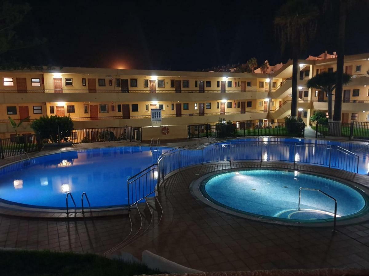 Apartamento Torres Del Sol Arona  Exterior photo
